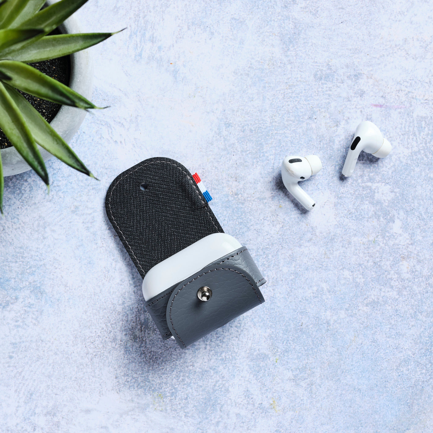 THIB - Étui AirPods Pro en cuir recyclé - Gris