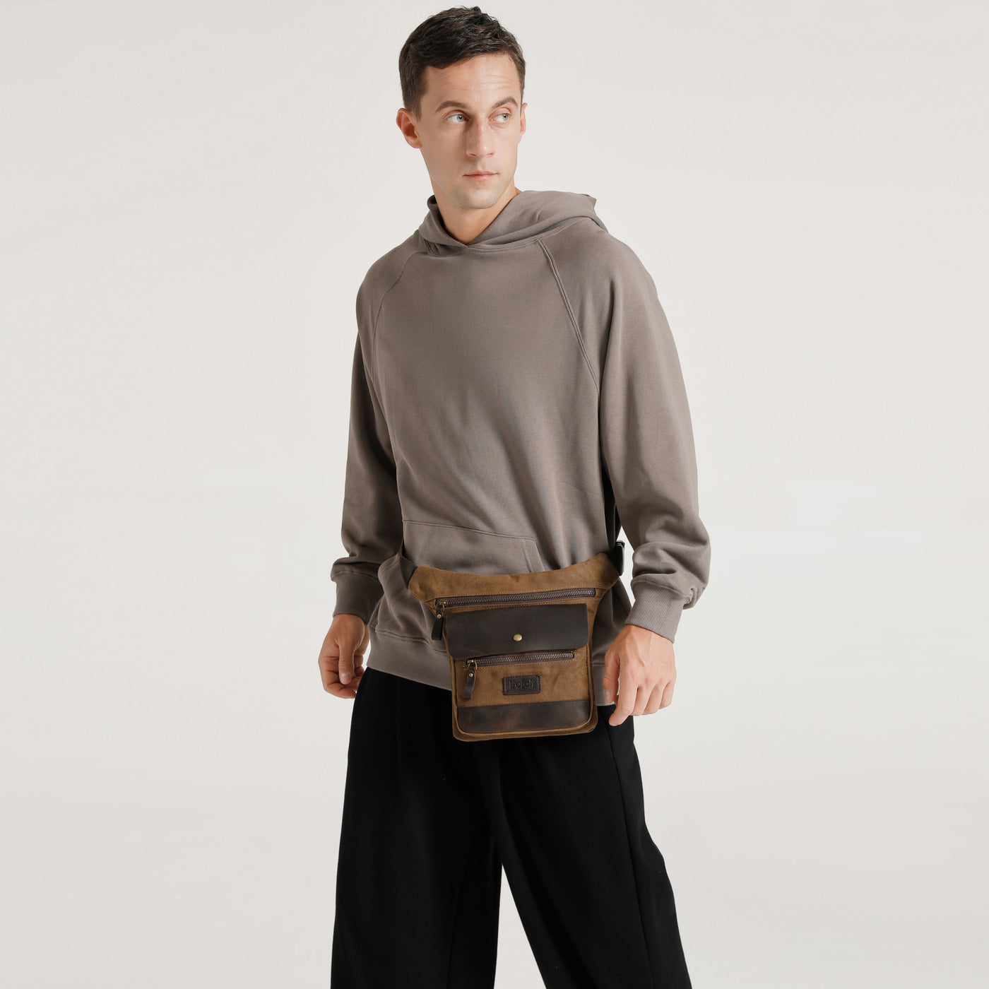 JEFF - Pochette banane en cuir véritable et toile enduite - Camel