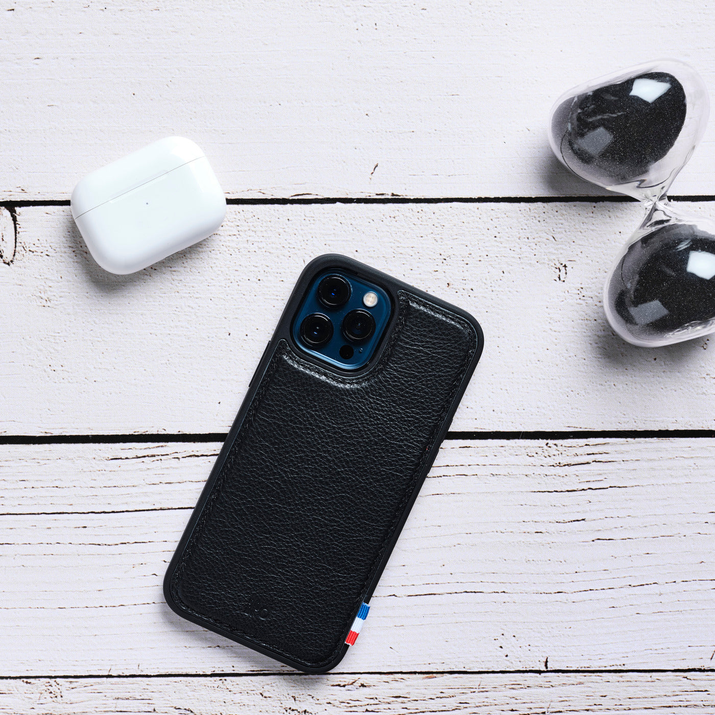 SAM - Coque iPhone 12 Pro Max en cuir grainé - noir