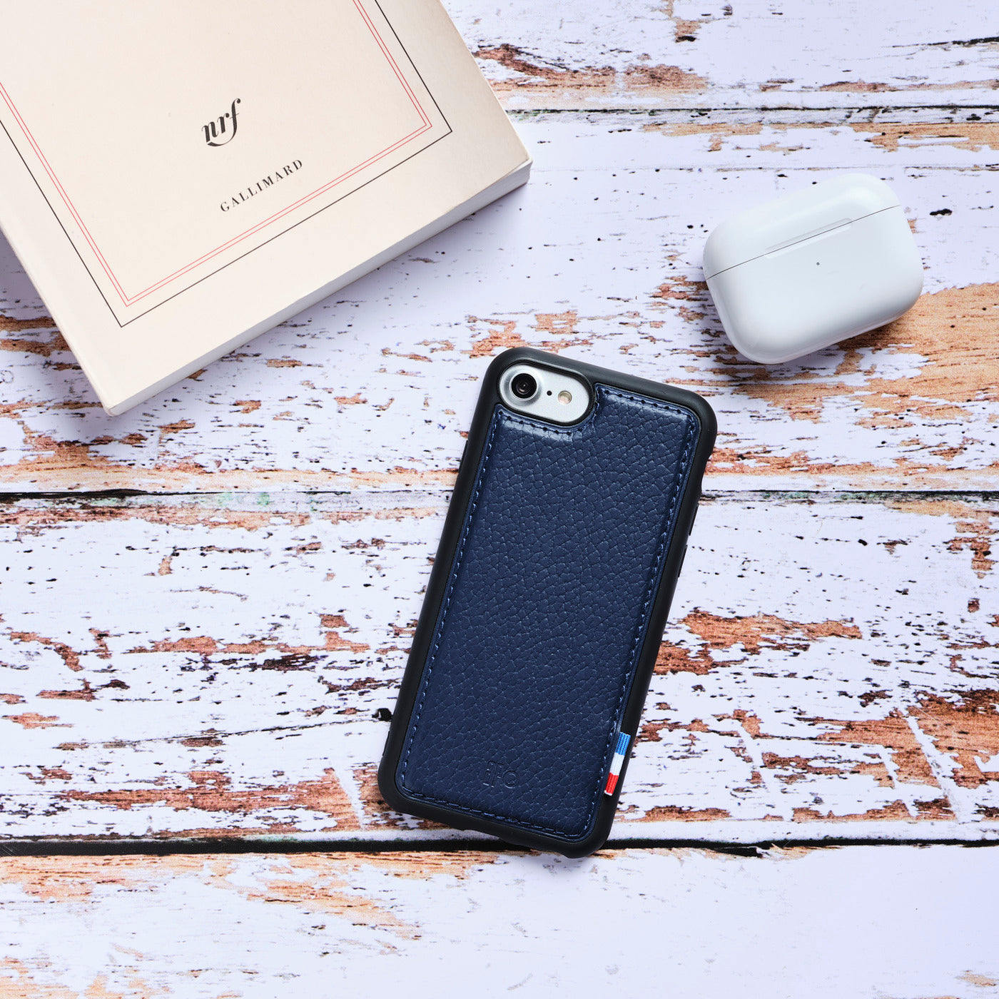 SAM - Coque iPhone SE / 8 / 7 / 6S / 6 en cuir recyclé - Bleu