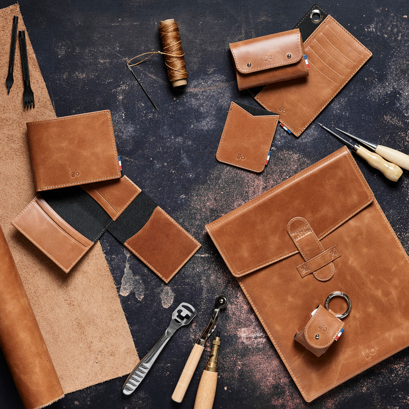 MICH - Housse iPad Air 10,9" / Pro 11" en cuir patiné - Cognac