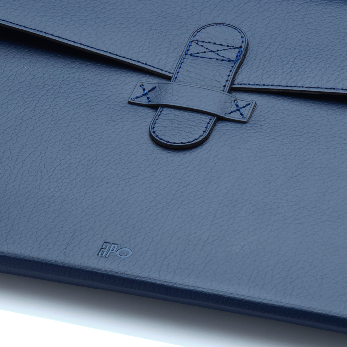 NAT - Housse MacBook Pro 13" / Air 13" en cuir recyclé - Bleu