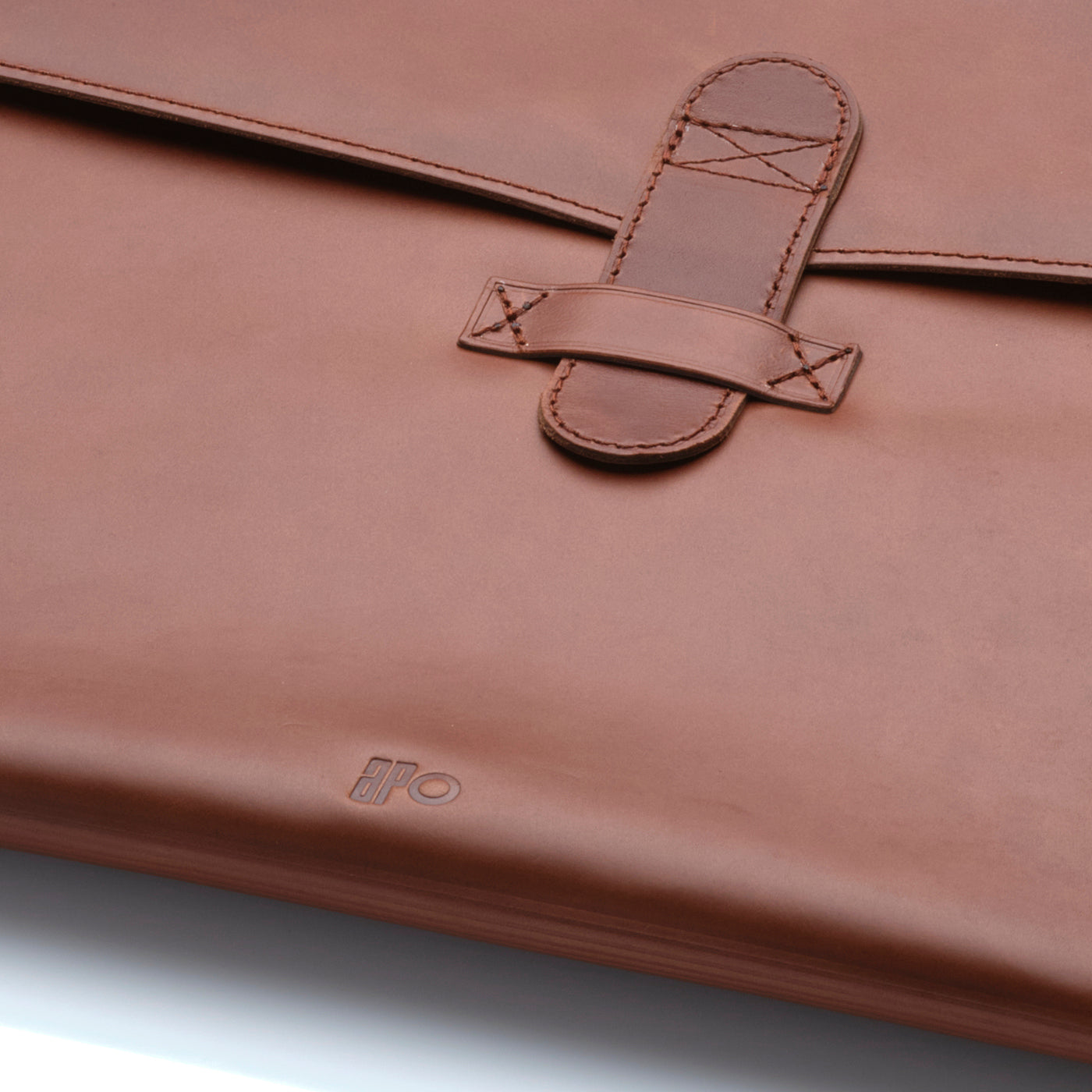 NAT - Housse MacBook Pro 13" / Air 13" en cuir patiné - Chocolat