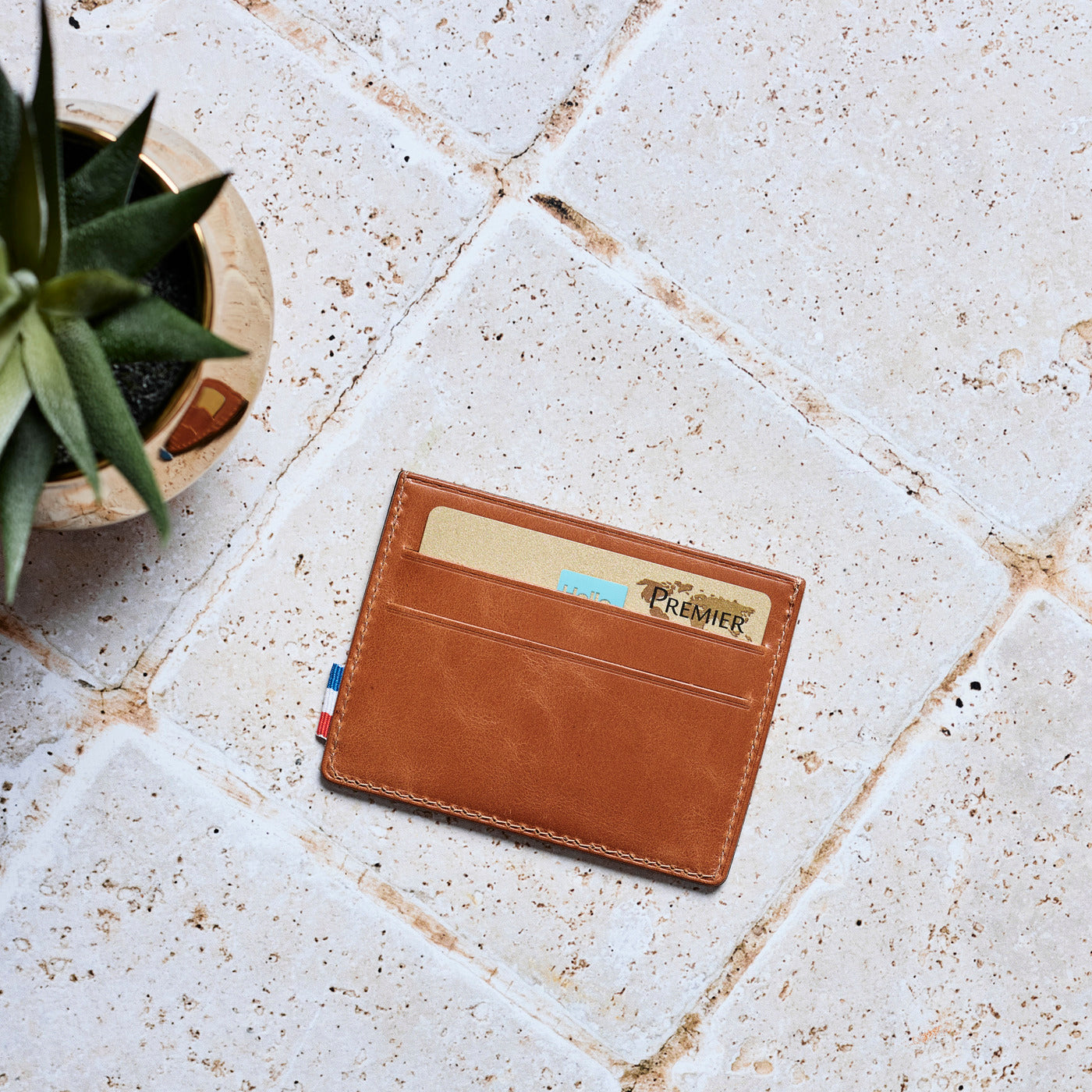 GUS - Porte-cartes horizontal en cuir patiné - Cognac