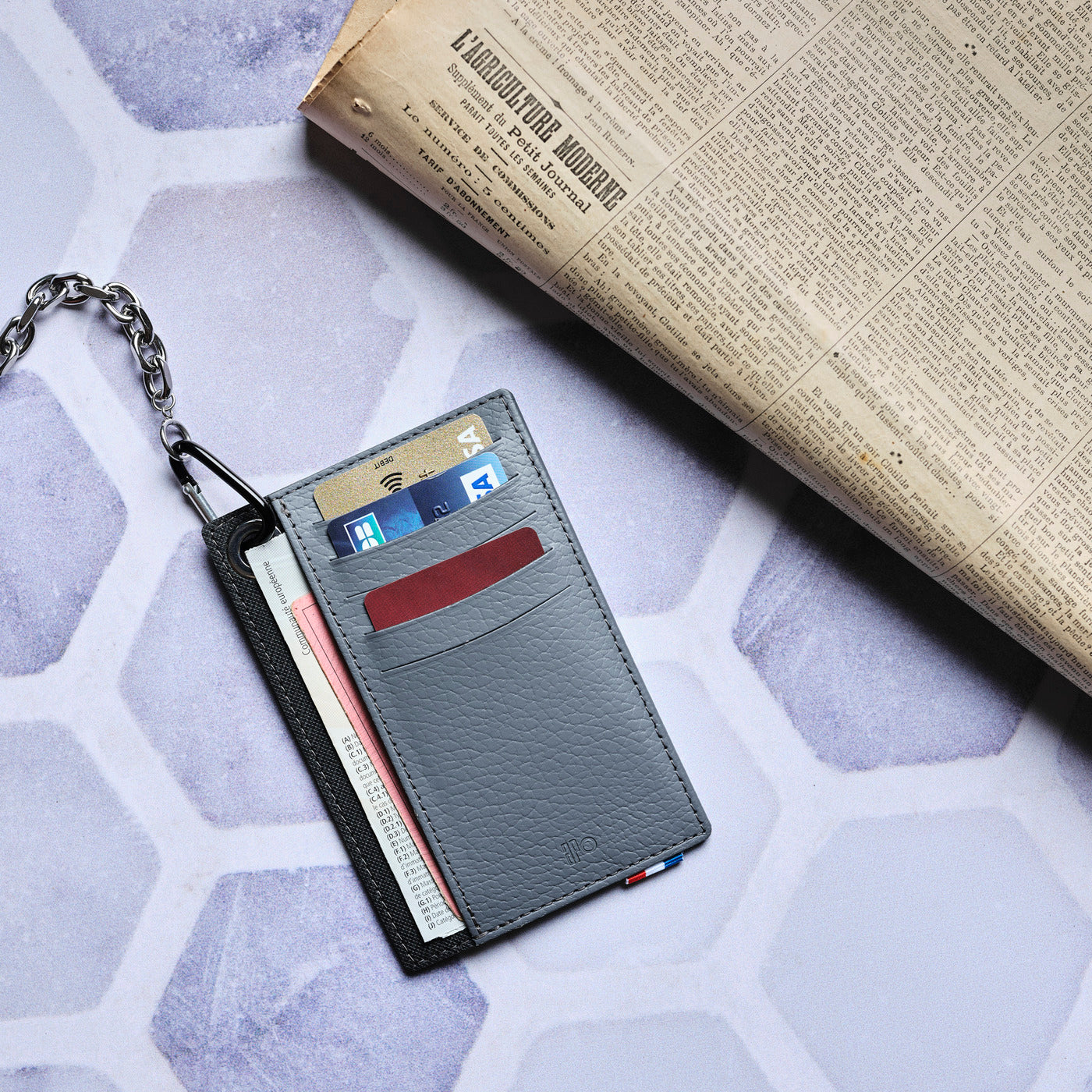 JOCE - Porte-cartes vertical à poche en cuir recyclé - Gris