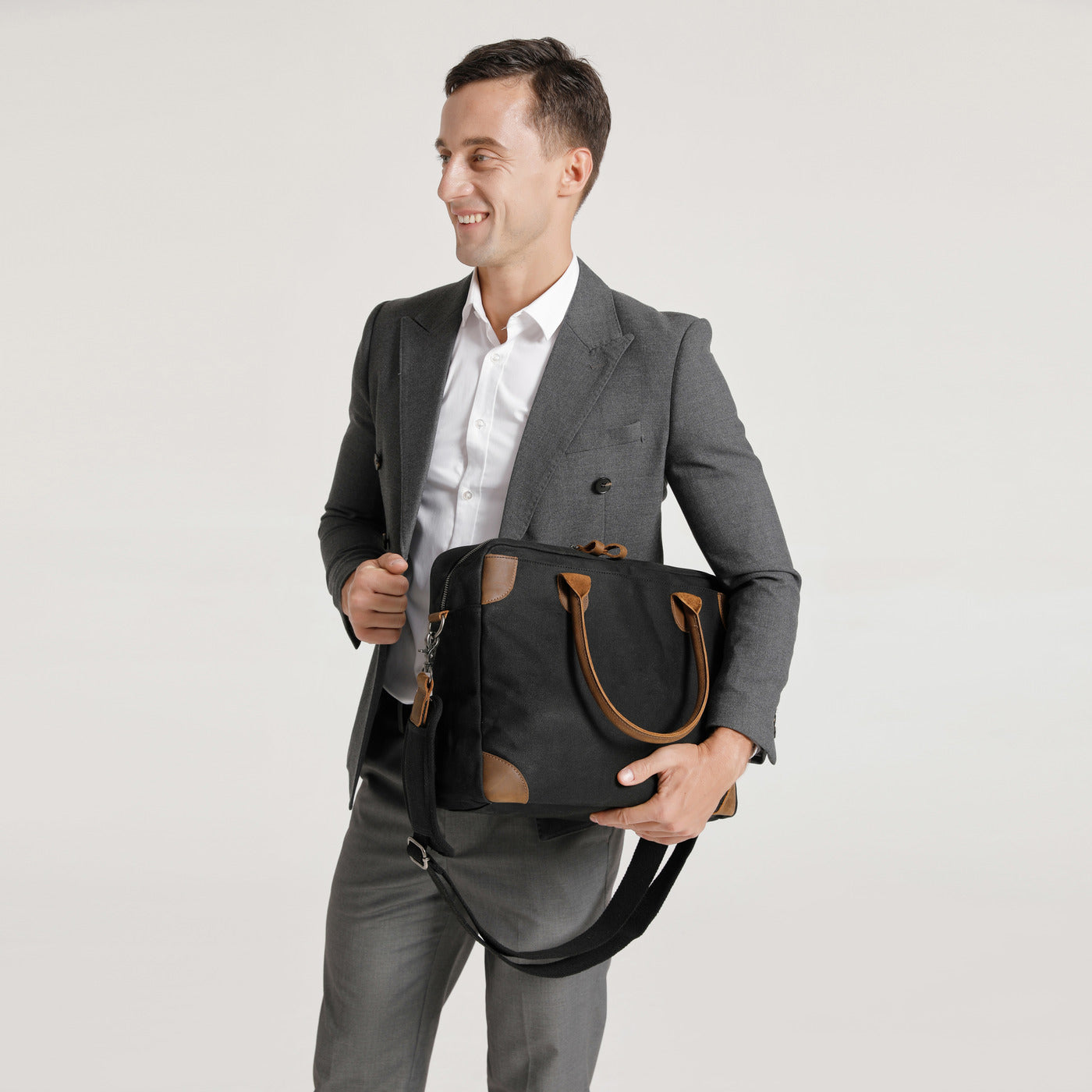 YANN - Sacoche en cuir véritable et toile enduite - Noir