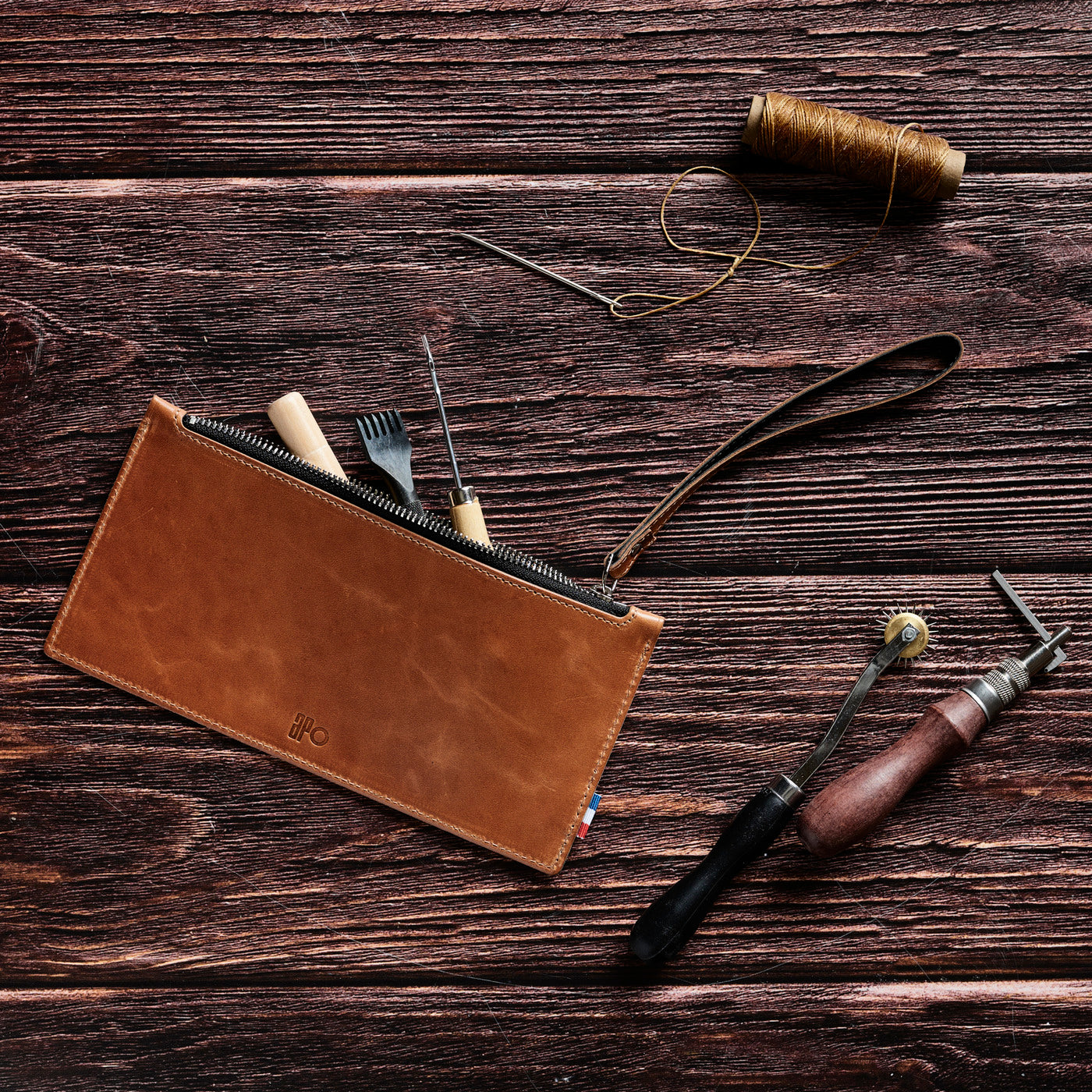 NICO - Trousse en cuir patiné - Cognac