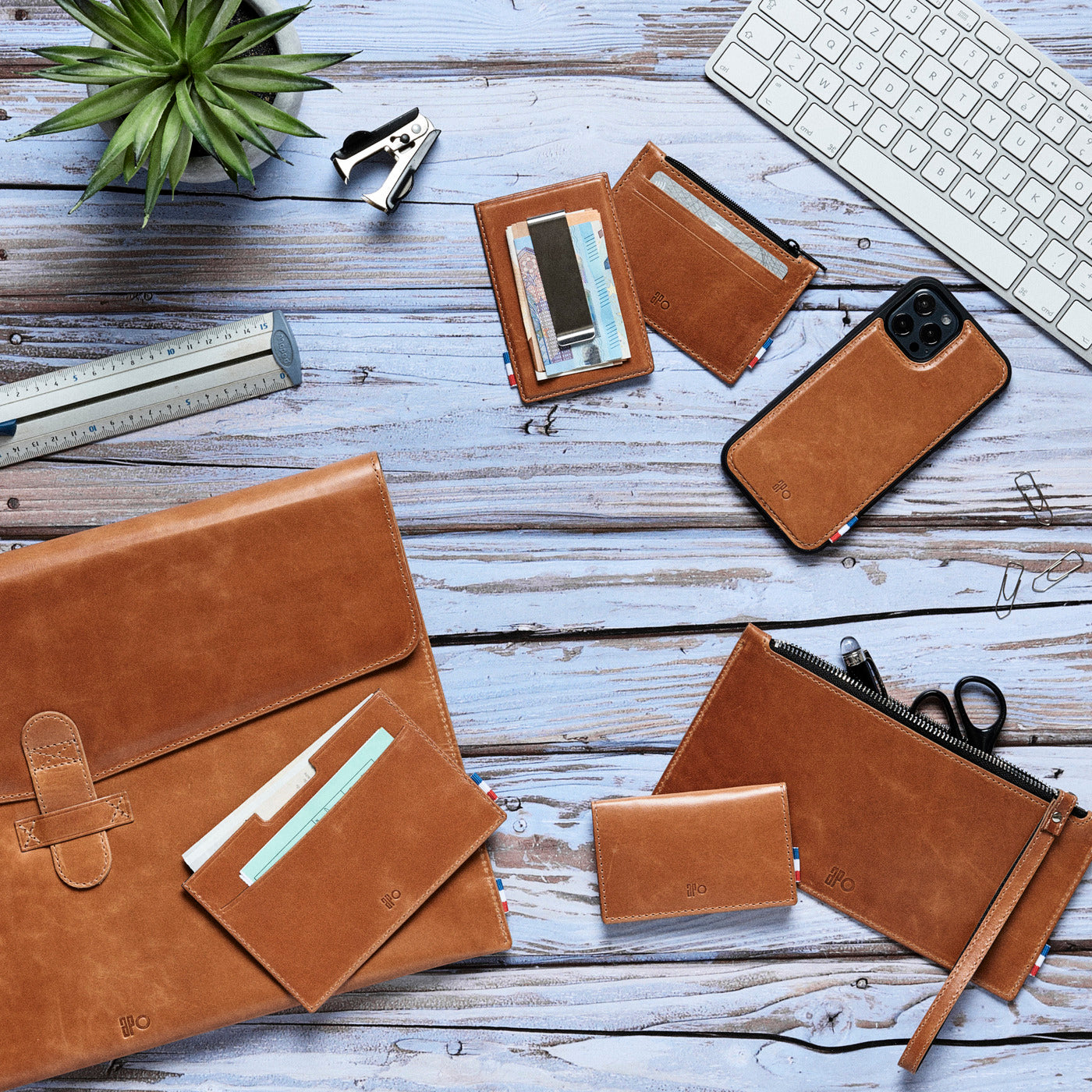 NICO - Trousse en cuir patiné - Cognac