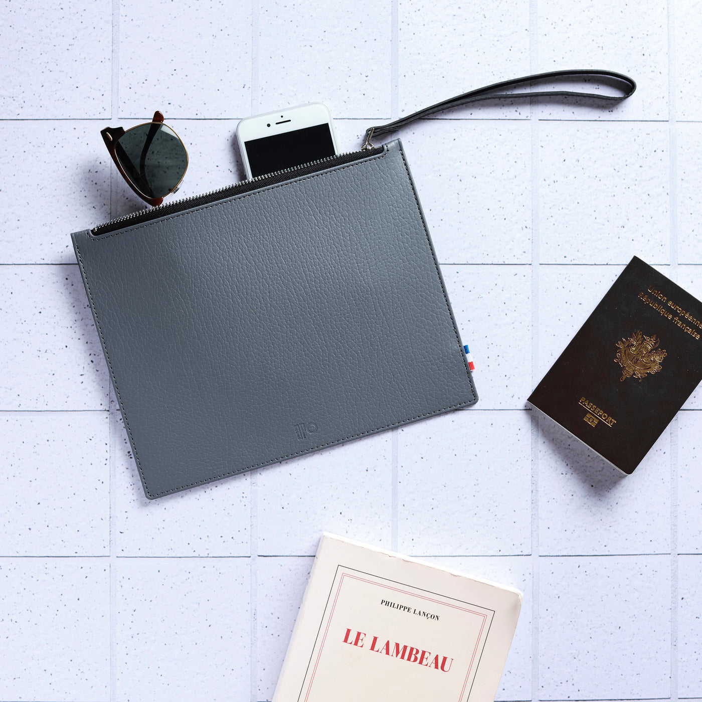 ALEX - Pochette en cuir recyclé - Gris