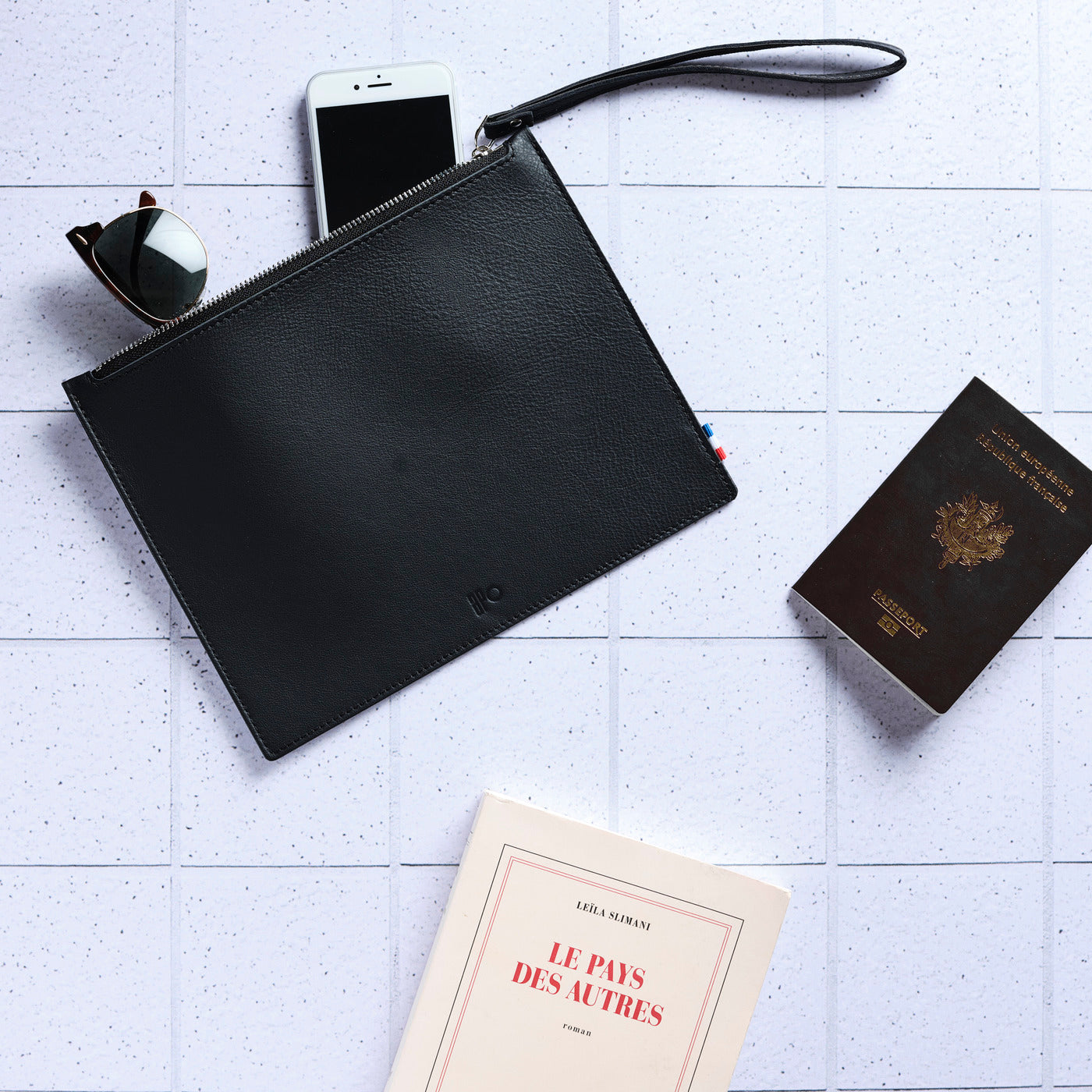 ALEX - Pochette en cuir grainé - noir