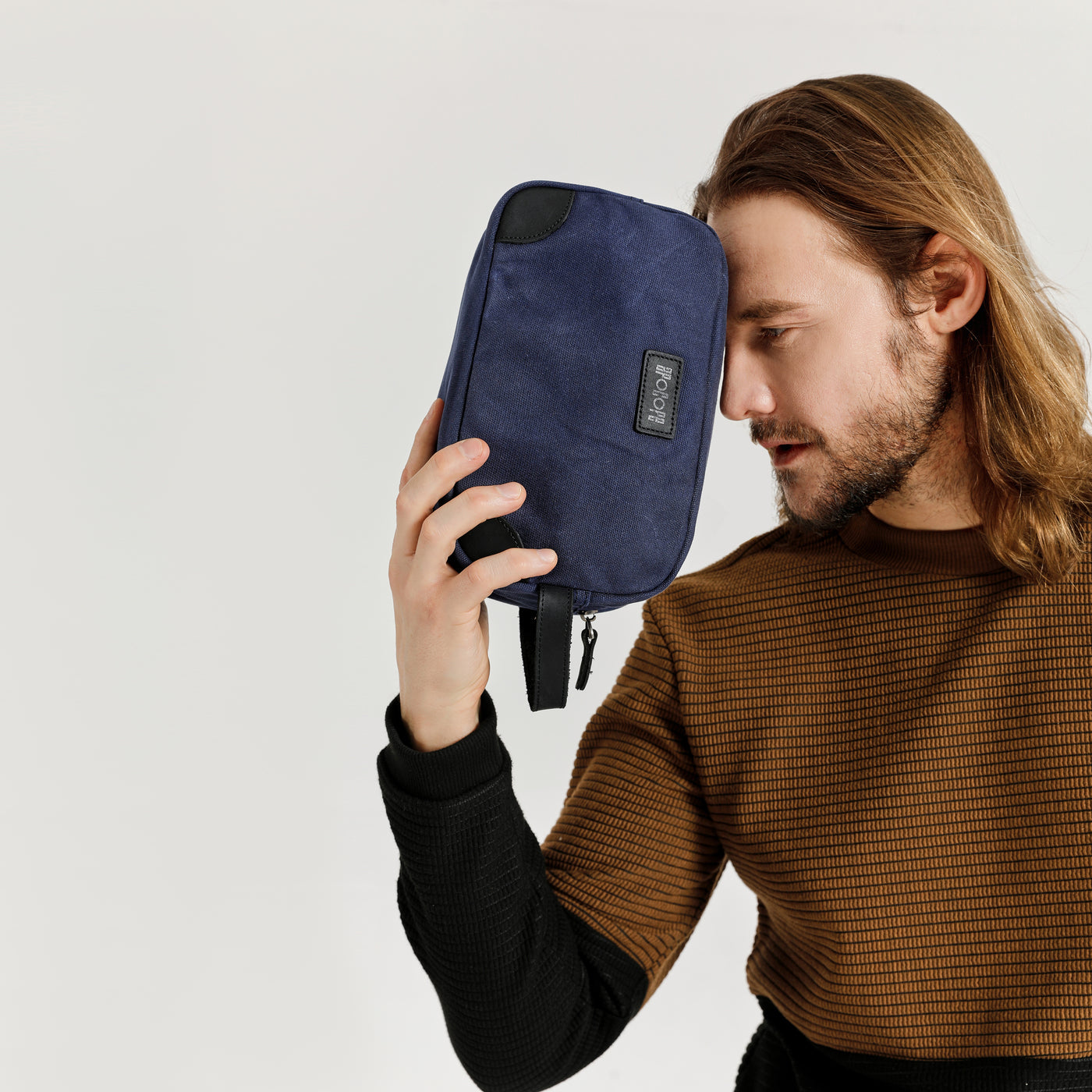 TOM - Trousse de toilette en cuir véritable et toile enduite - Bleu