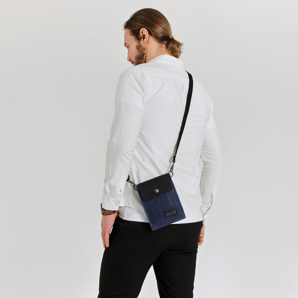 VAL - Pochette bandoulière en cuir véritable et toile enduite - Bleu
